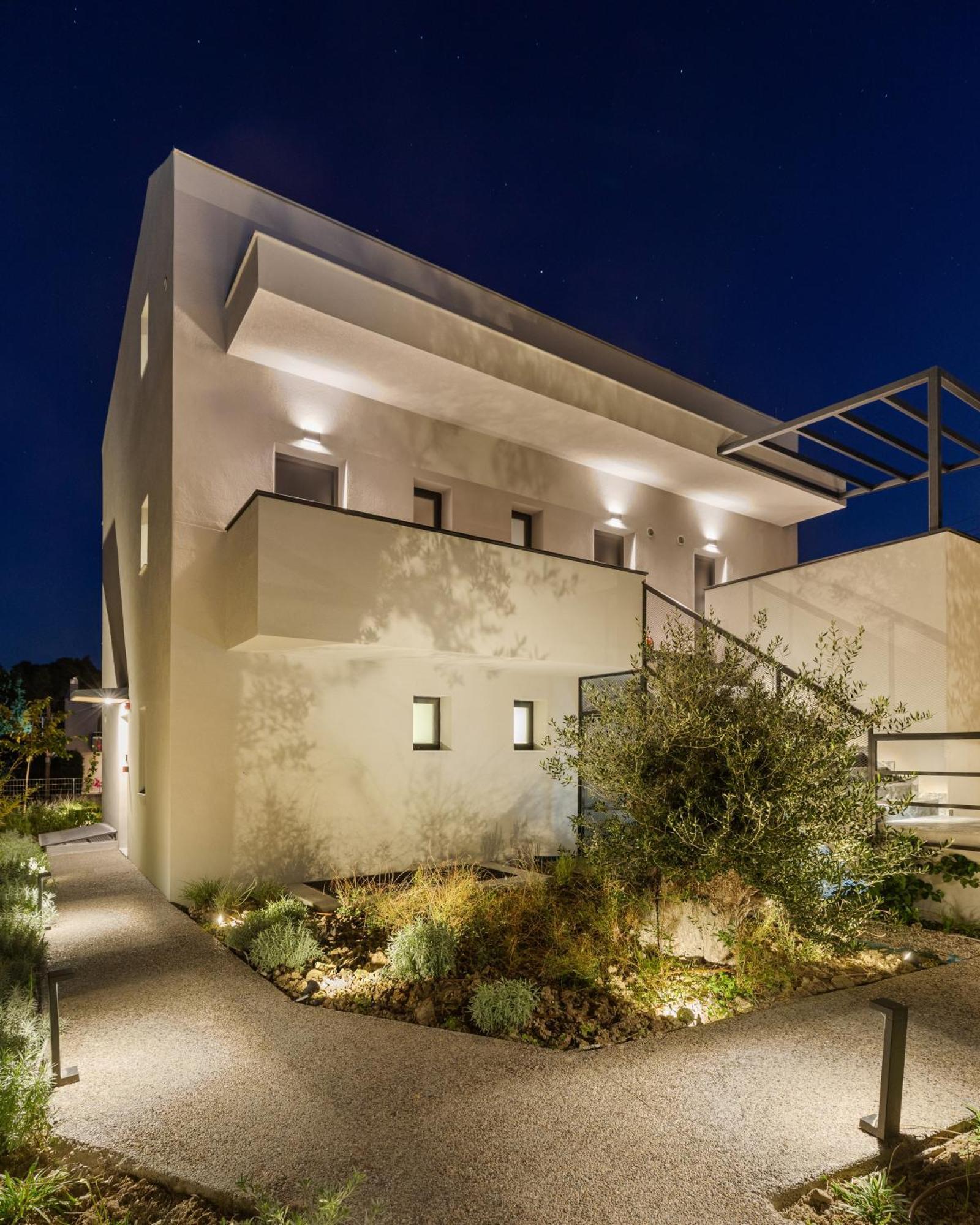 The 8 Suites Polychrono Buitenkant foto
